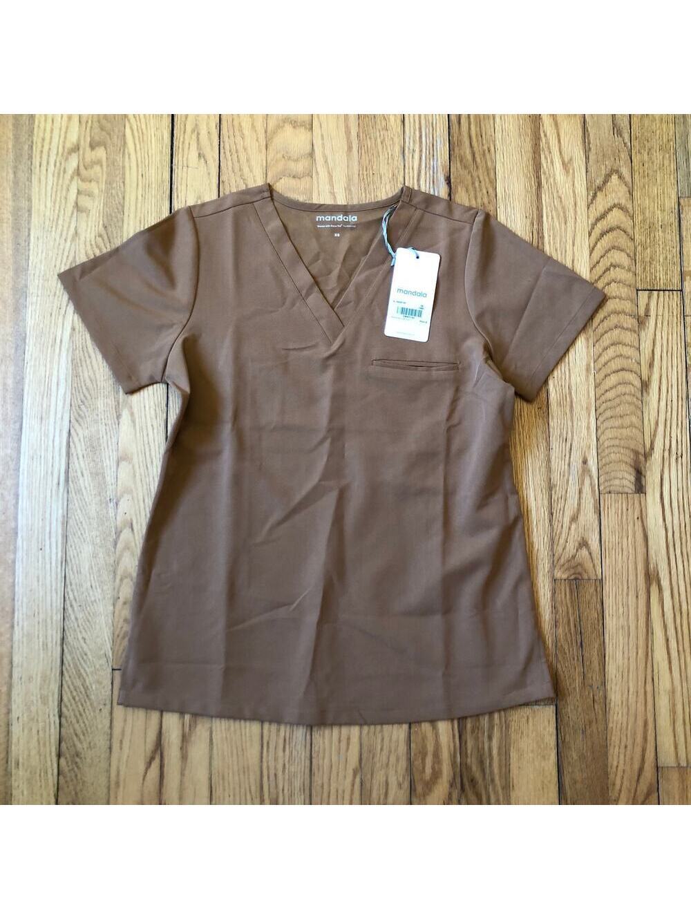 Mandala NWT Camel One Pocket Short Sleeve V-Neck Scrub Top Size XS